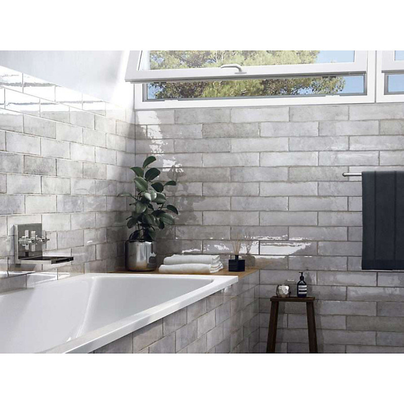 Carrelage mur effet zellige gris brillant 6x24 – 6 cm TRIBECA GREY WHISPER