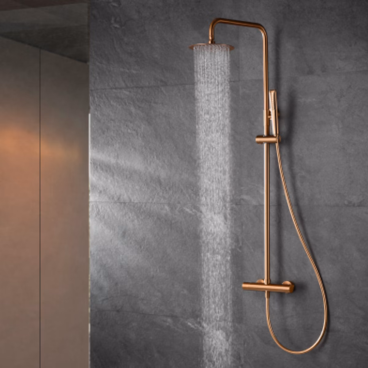 Colonne de Douche Thermostatique Anti – Calcaire Or Rose Cuivré IMEX NAPOLES BTN047/ORC