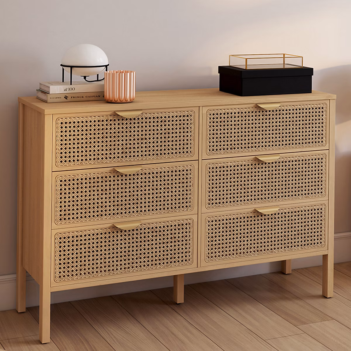 Commode 6 tiroirs EDHEN 115 cm bois et cannage – Réf. NNKEOVQJQ1455177944