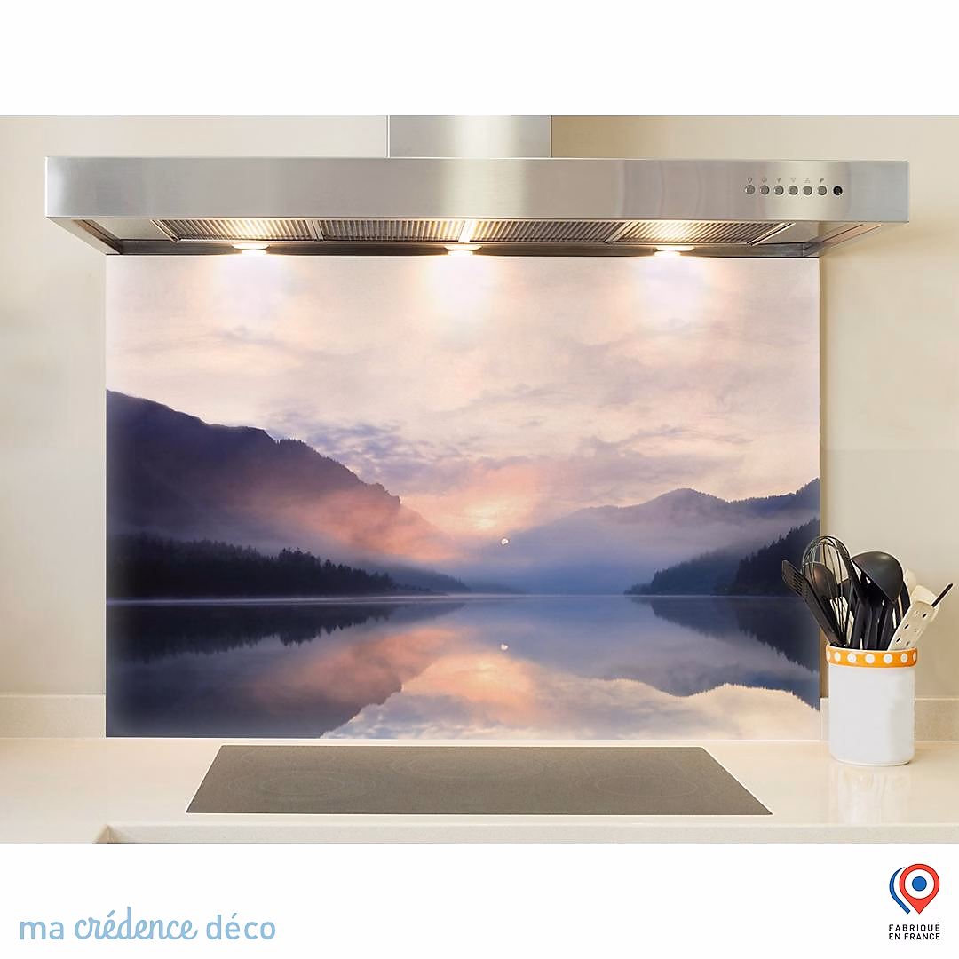 Crédence cuisine fond de hotte Lac de montagne – Verre trempé | L 70 cm x H 60 cm | MaCrédenceDéco