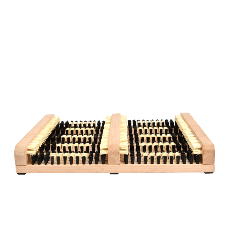 Brosse en bois pour le nettoyage des bottes