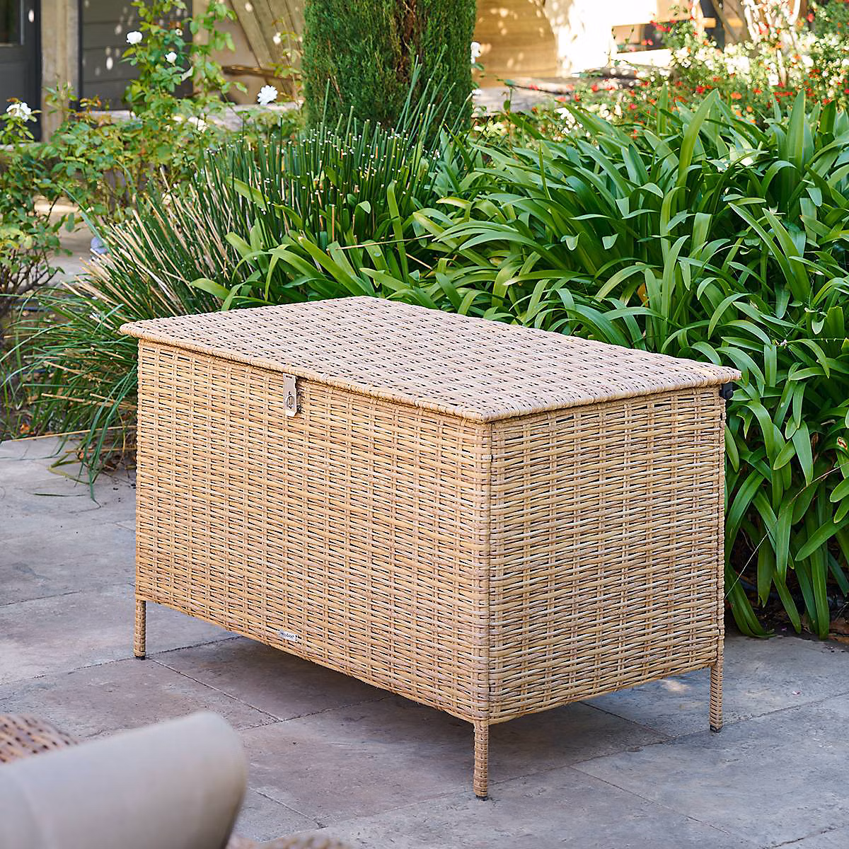 Coffre de rangement 300L Bayana savana en résine tressée – Hespéride