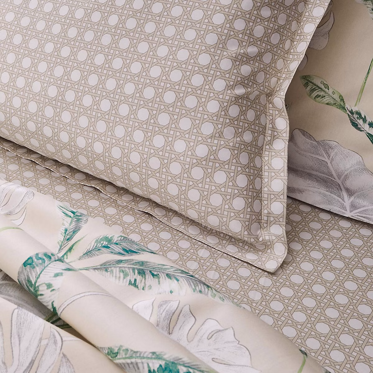 Drap housse en satin aux impressions de cannage (90 × 190 cm – Beige)